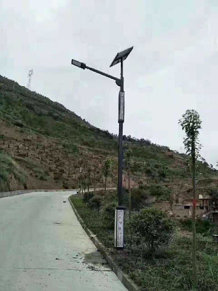 句容市仿古太阳能路灯